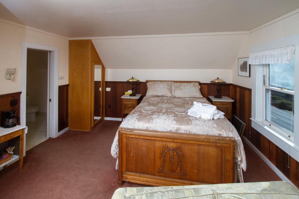 Sweetwater Inn And Spa Mendocino Room photo